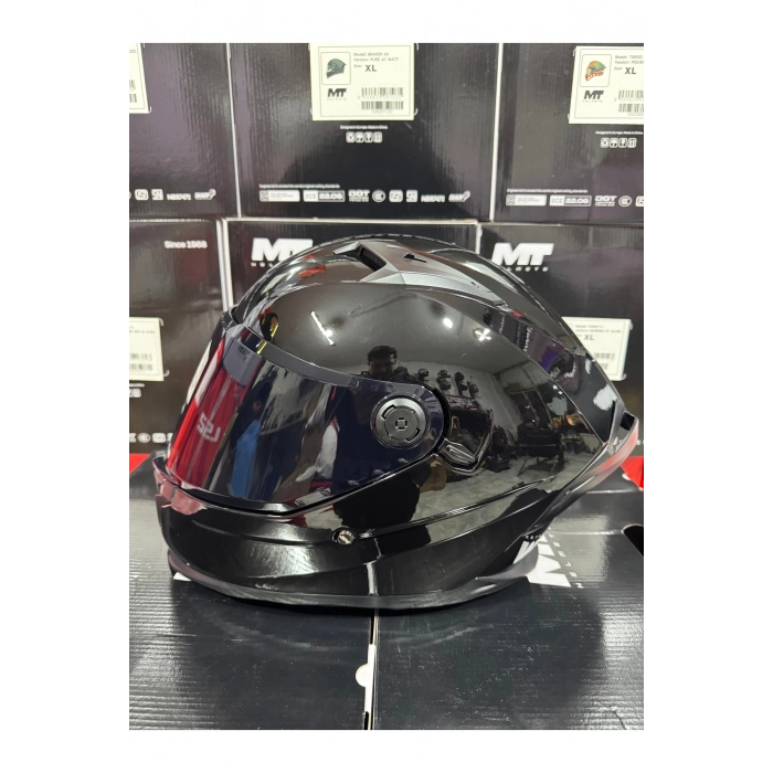 Braker sv parlak siyah kask (şeffaf vizörlü biçimde) gönderilecektir