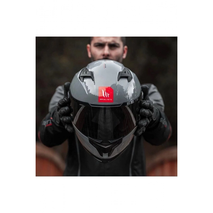 Helmets Braker Sv Solid A12 (şeffaf vizörlü biçimde) gönderilecektir