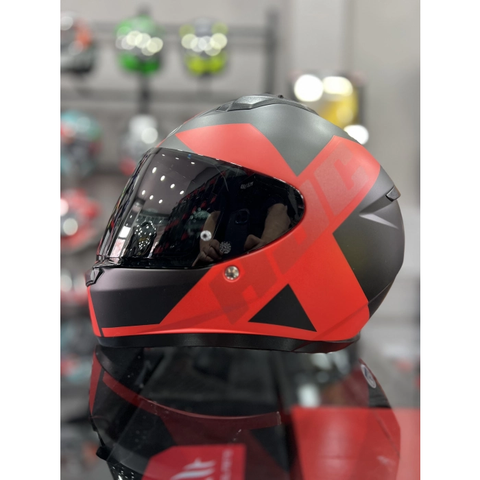 C10 KASK TEZ MC1SF KIRMIZI KASK