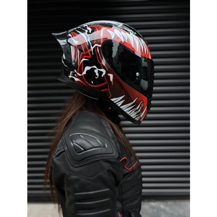 R1 Venom Siyah Vizörlü Kapalı Kask (Güneş Vizörlü)