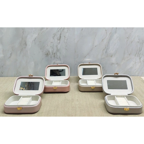 15x15 cm Makyaj Ve Takı Kutusu