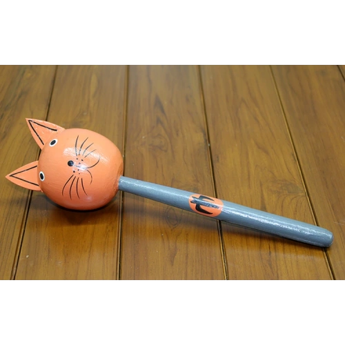 Wooden Cat Maracas Single Model 3
