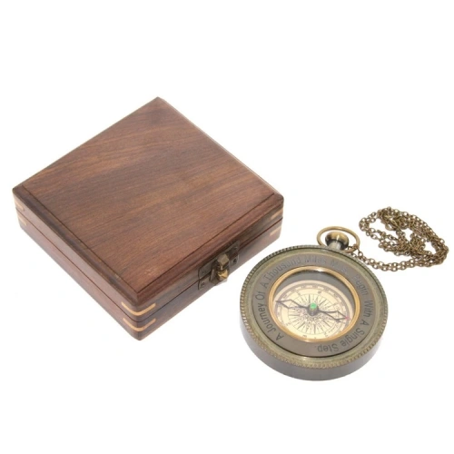 بوصلة خشبية مع علبة - النموذج 4