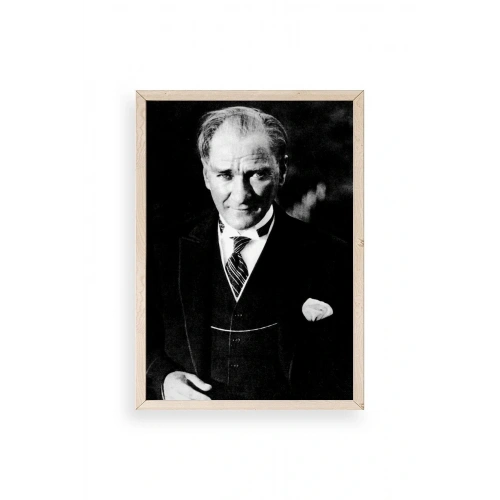 Atatürk Ahşap Çerçeveli Tablo 23 x 30