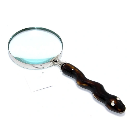 Horn Magnifying Glass Model 5