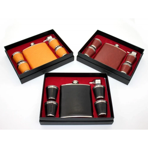 Комплект кувшина из 4 шотовых стаканов с кожаными накладками