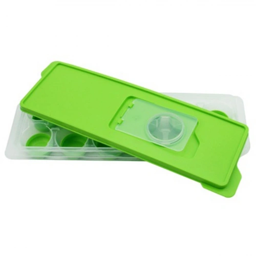 Durukar® 12-Piece Lidded Non-Stick Silicone-Based Plastic Ice Cube Tray