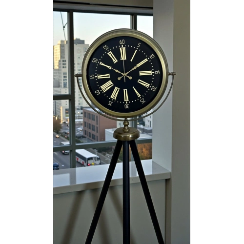 Eskitme İhtişam Tripod Ayaklı Saat
