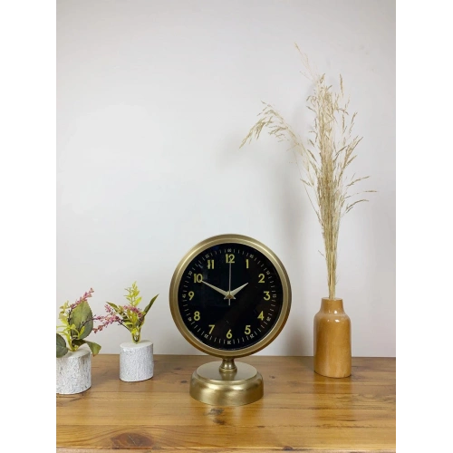 Eskitme Metal Tokyo Masa Saati 25×20 cm