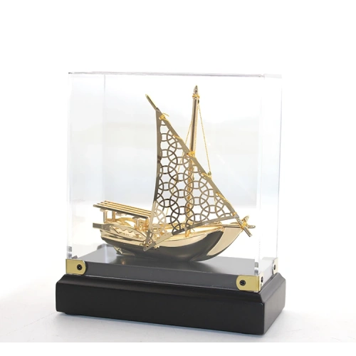 سفينة أرز معبأة