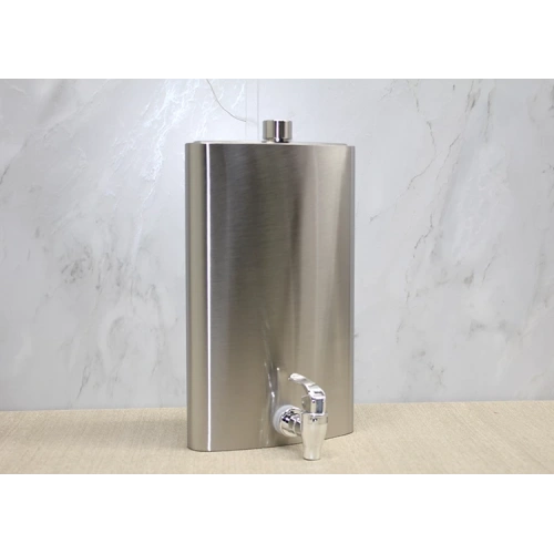 Кувшин с краном