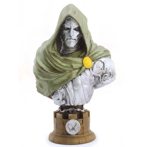 Polyester Dr. Doom Figürü