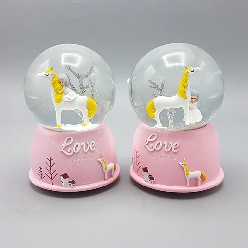 Şık Mini Işıklı Kar Küresi 7x4 Cm Sevimli Atlı Kız