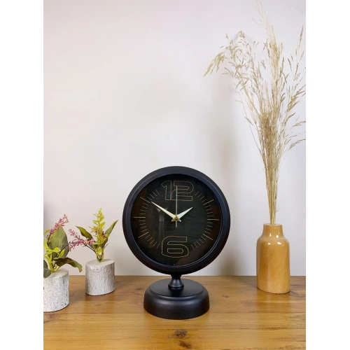 Siyah Metal Spor Masa Saati 25×20 cm
