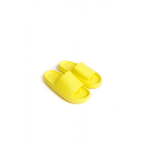 TRL001 - Poliüretan Erkek Terlik SARI