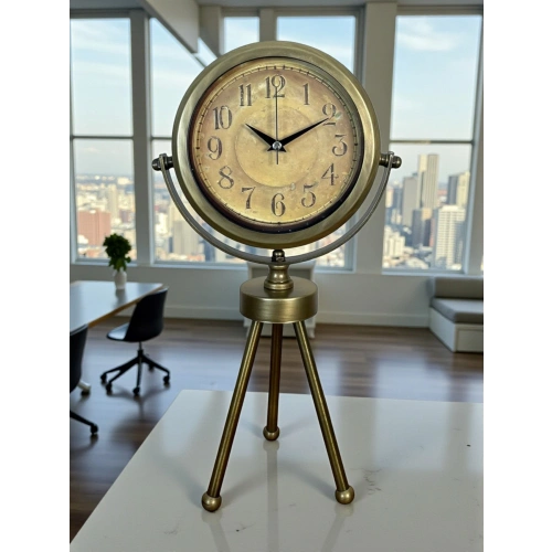 Zentime Eskitme Vintage Üç Ayaklı Masa Saati