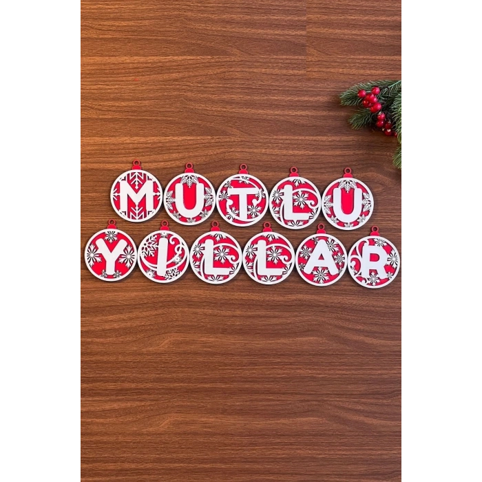 11 Harfli Kırmızı Beyaz İpli MUTLU YILLAR Yazılı Ahşap Yılbaşı Ağaç Süsü (5365)