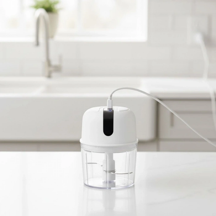 280ml Şarjlı Taşınabilir,Pratik,Kolay Temizlenebilen Hızlı Sessiz Kablosuz USB ile Şarj Olabilen Mini Mutfak Doğrayıcısı (5365)