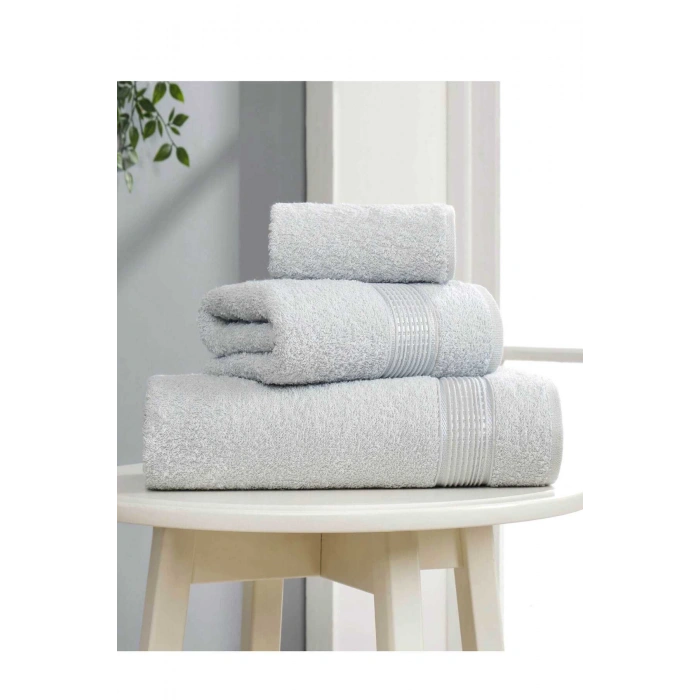 طقم منشفة حمام من القطن بـ 3 قطع بلون رمادي فاتح