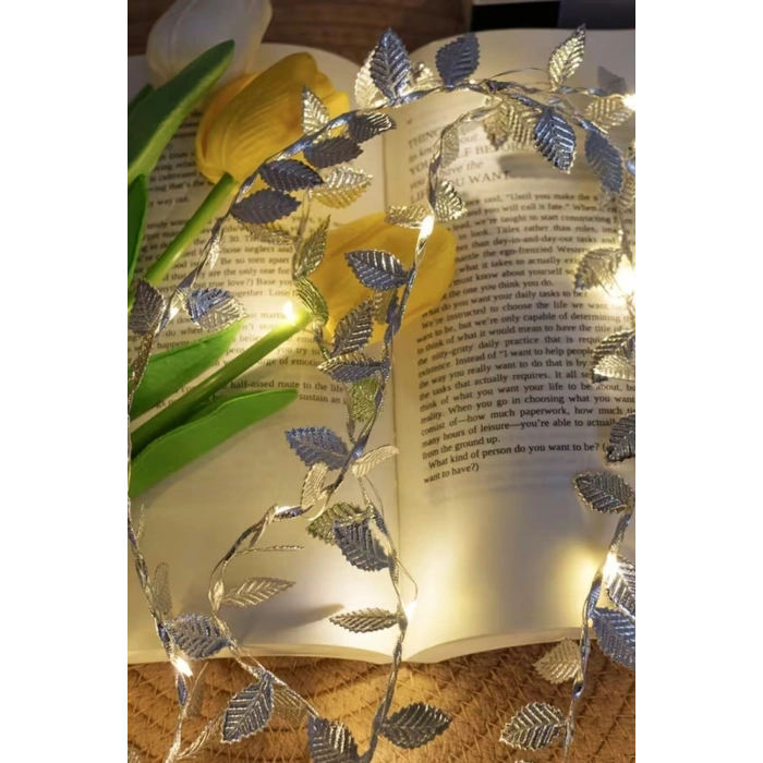 3 Metre Yaldızlı Gümüş LED Işık – Dekoratif Ortam ve Yılbaşı Aydınlatması