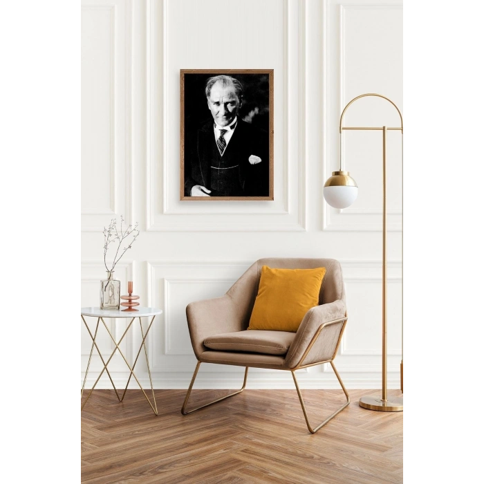 Atatürk Ahşap Çerçeveli Tablo 17 x 23