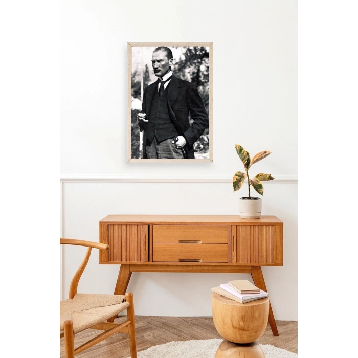 Atatürk Ahşap Çerçeveli Tablo 17 x 23