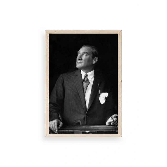 Atatürk Ahşap Çerçeveli Tablo 23 x 30