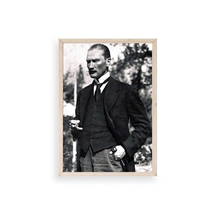 Atatürk Ahşap Çerçeveli Tablo 23 x 30