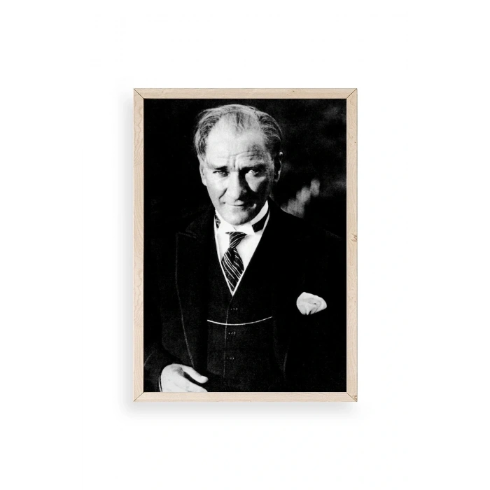 Atatürk Ahşap Çerçeveli Tablo 23 x 30