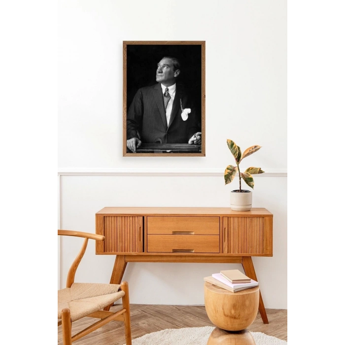 Atatürk Ahşap Çerçeveli Tablo 23 x 30