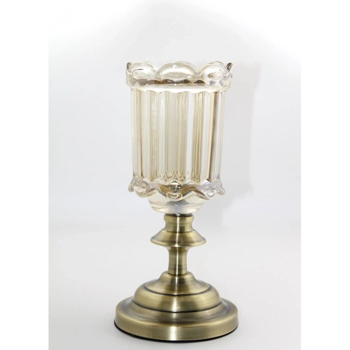 Одиночная модель стеклянного подсвечника 5