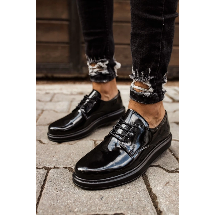 CH003 RST حذاء رجالي كلاسيك بطلاء أسود