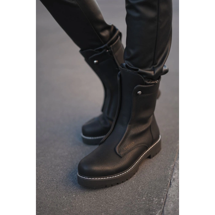 CH027 CST Quebec Mens Boot BLACK