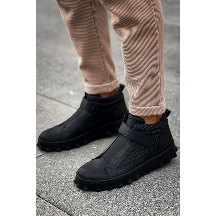 CH103 CST Pyramid Long Mens Boot BLACK