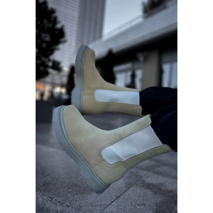 CH223 SRT Alaska Suede Mens Boot KUM