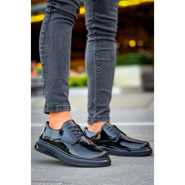 CH2403 حذاء رجالي أسود