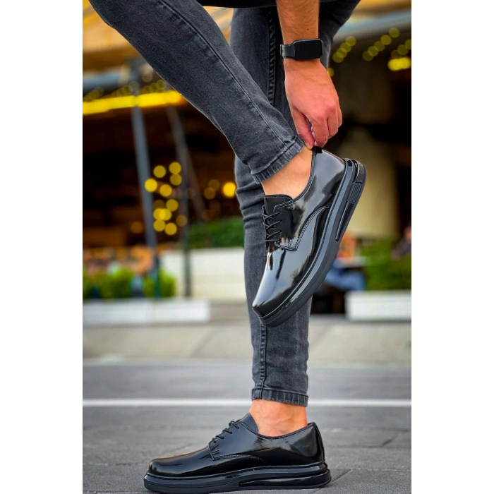 CH2403 حذاء رجالي أسود