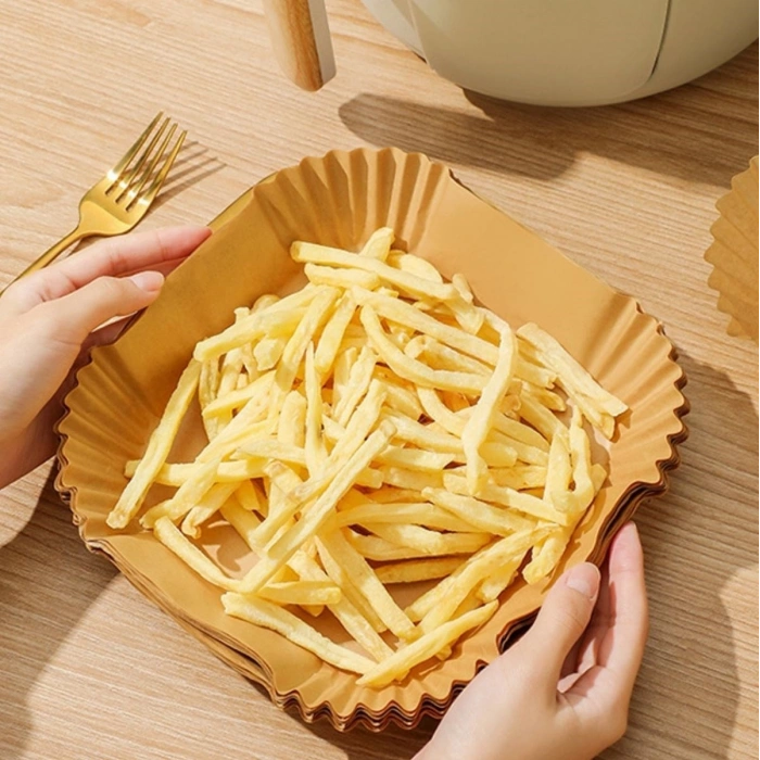 Durukar® 50 Adet Air Fryer Pişirme Kağıdı Tek Kullanımlık Yağ Geçirmez Yapışmaz Kare Tabak Model PVC