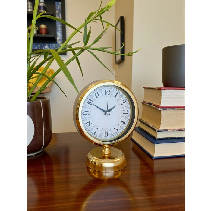 Golden Grace 25 x 20 Gold Metal Masa Saati