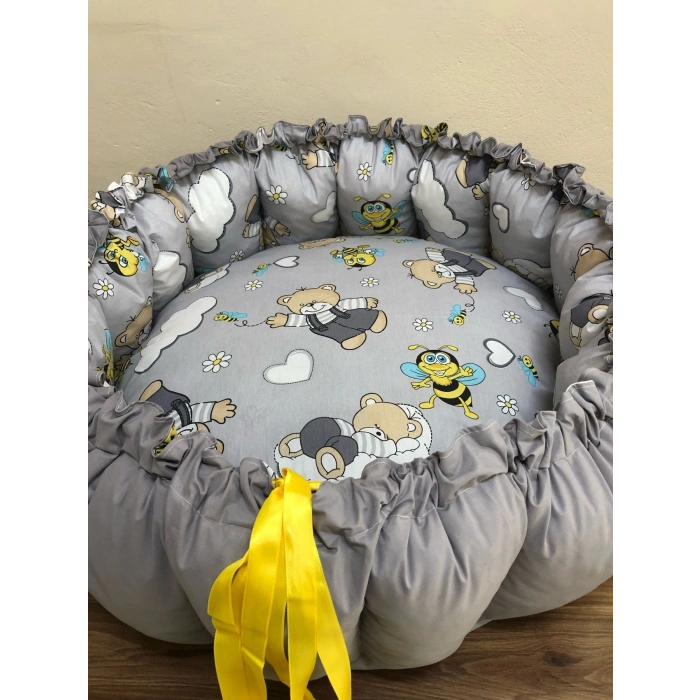 GRİ-AYICIK DESENLİ BEBEK YATAĞI , OYUN MİNDERİ