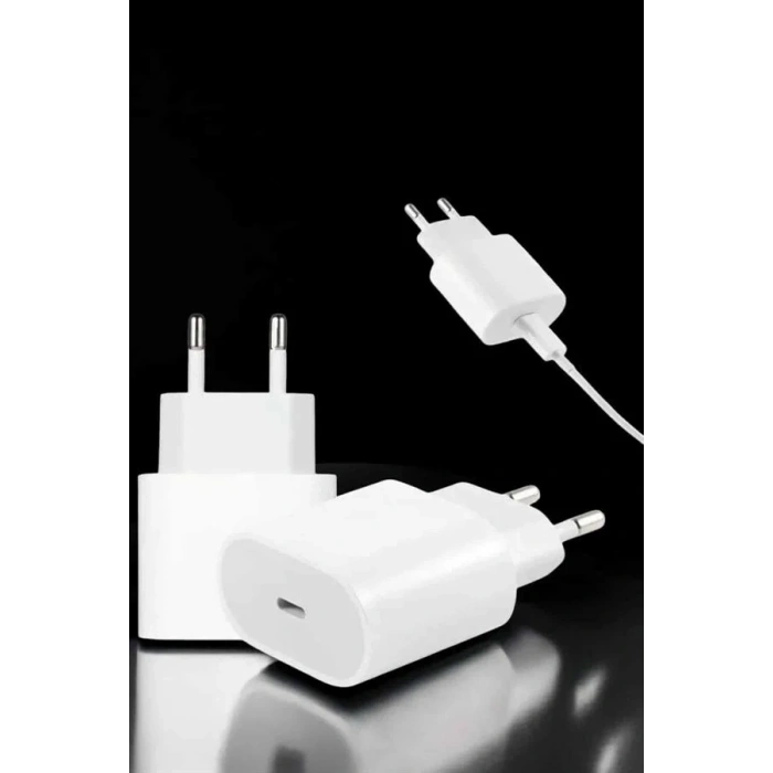 Hızlı Şarj Adaptörü Ve Type-c Kablo 15 Pro Max Uyumlu