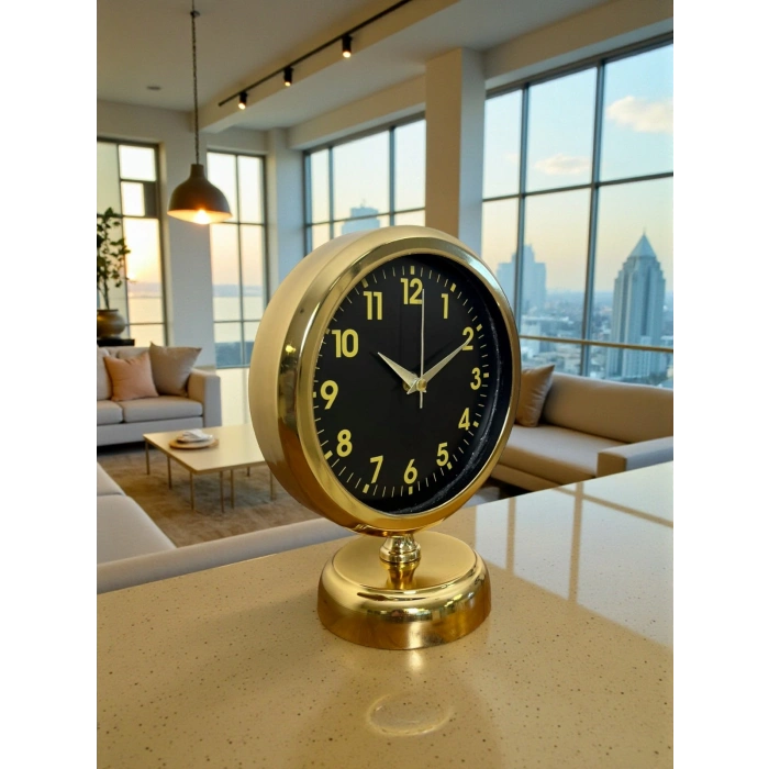 Klas Gold 25 x 20 Cm Metal Table Clock