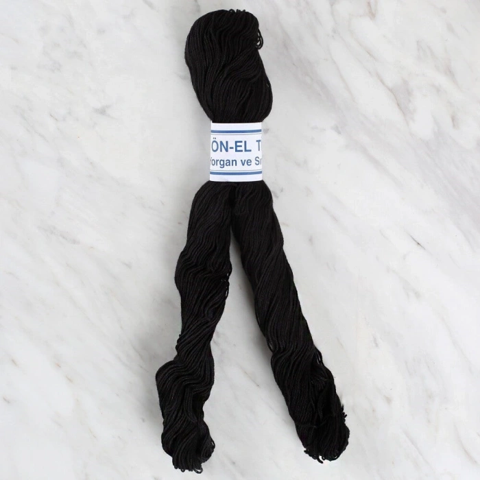 Loren Duvet Thread black