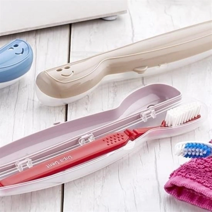 Lux Hygienic Travel Type Toothbrush Storage Case