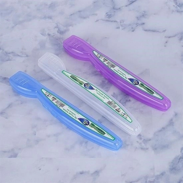 Lux Hygienic Travel Type Toothbrush Storage Case
