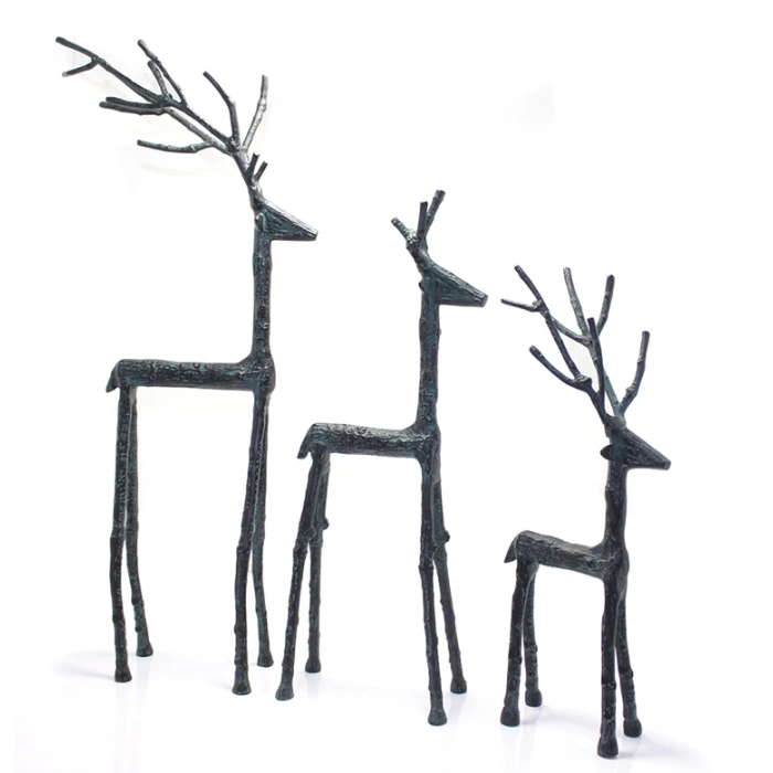 مجموعة ثلاثة غزلان معدنية