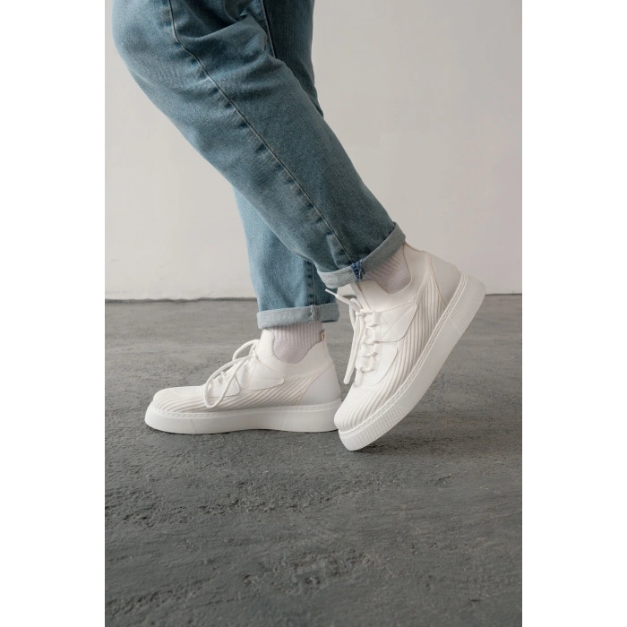 MN2425 - TBT Mens Shoes WHITE