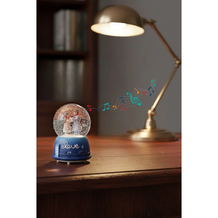 Pilli Işıklı Müzikli Kar Küresi–El Ele Sevgili Figürlü Eğlenceli Masaüstü Biblo, LED Aydınlatmalı Dekoratif Hediyelik Kar Küresi