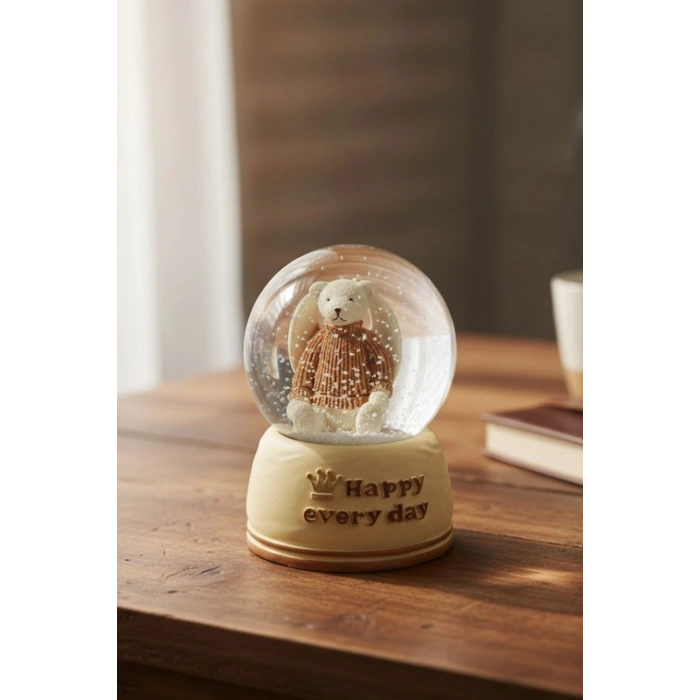 Pilli Işıklı Müzikli Kar Küresi–Sevimli Ayıcık Figürlü Eğlenceli Masaüstü Biblo, LED Aydınlatmalı Dekoratif Hediyelik Kar Küresi