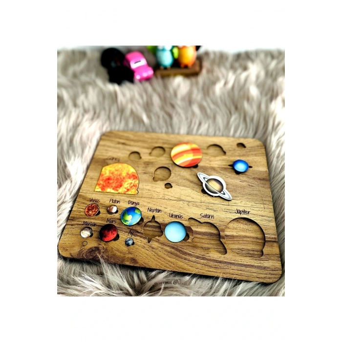 Renkli Ahşap Güneş Sistemi Bul Tak Puzzle